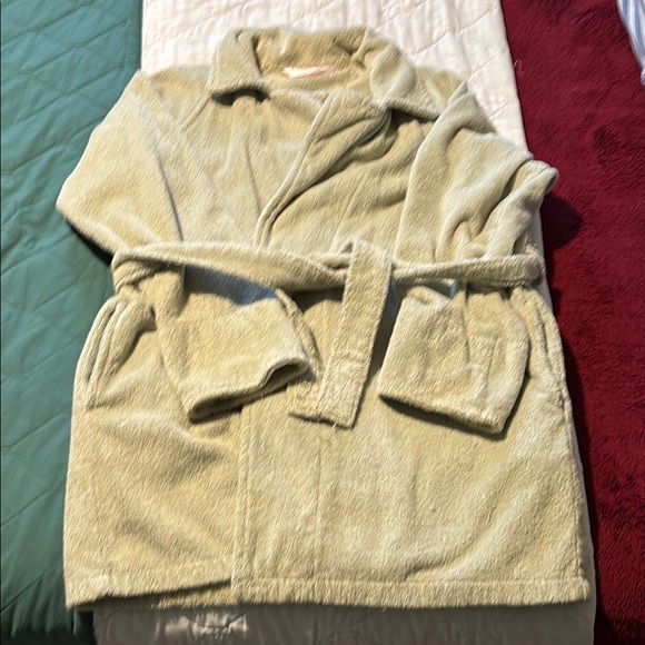 Victoria's Secret Other - Cozy Cream Belted Victoria Robe. Soft green color, mid hip length.